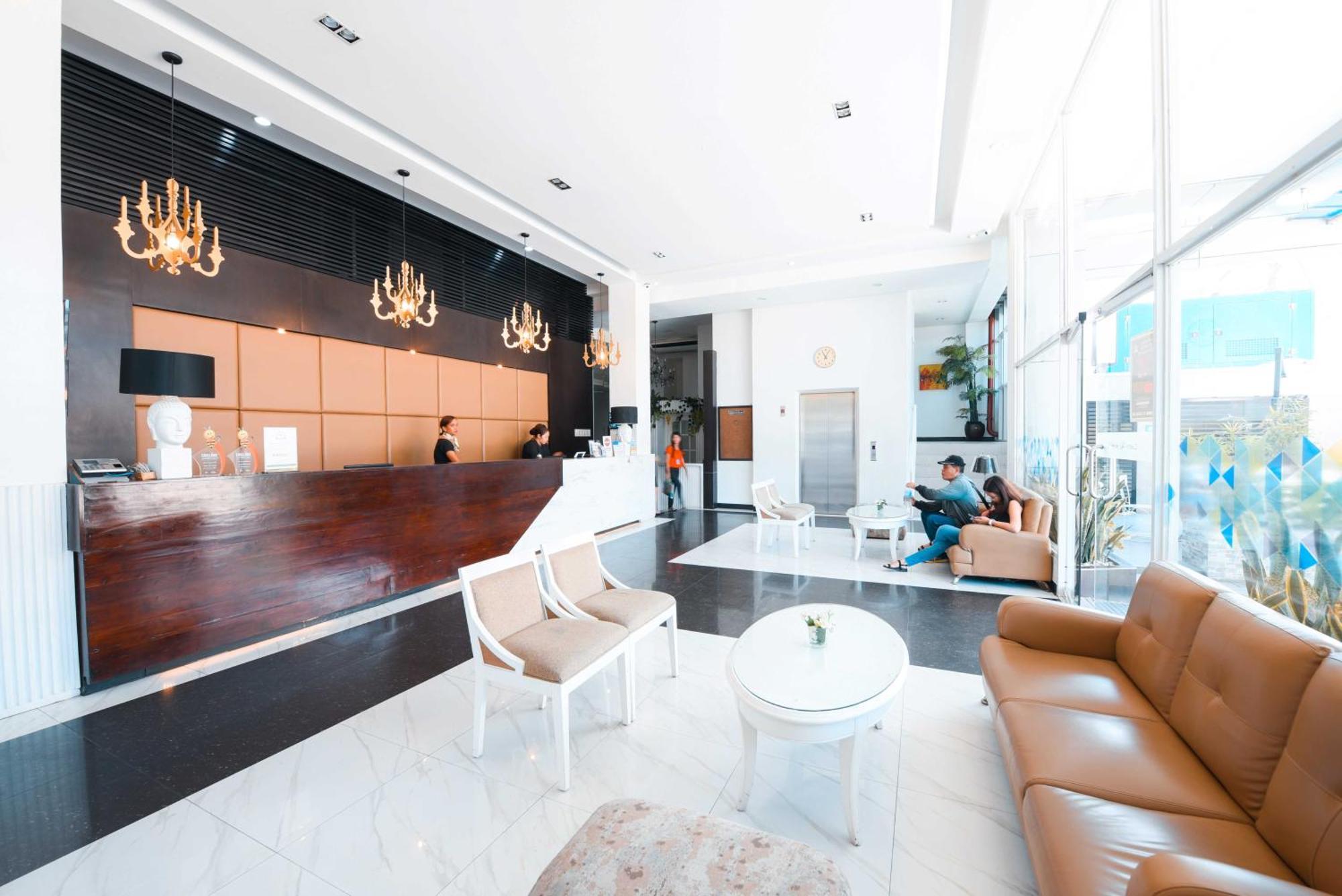 Hotel Pier Cuatro Cebu Екстериор снимка